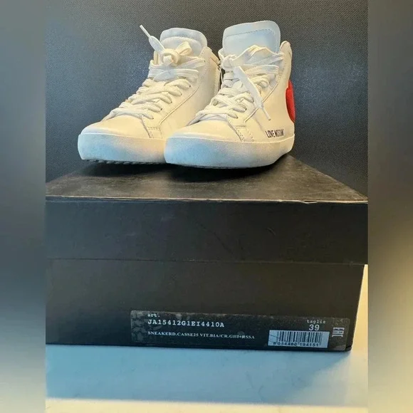 Love moschino high top sneakers white heart zip leather size 39 with box